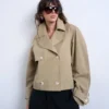 Trench-coat Tsmia