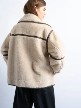 Veste Tsaviaya