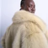 Veste Tsbea