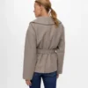 Veste Vmanne
