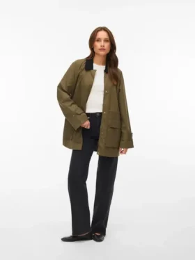 Veste Vmannika