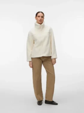 Veste Vmkarla