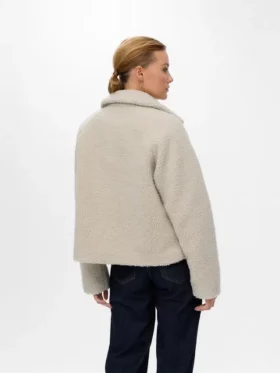 Veste Vmlunamira