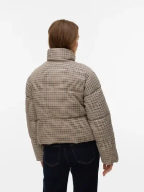 Veste Vmlyon