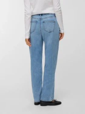 Vmetna High Rise Jeans with Barrel Fit Cut