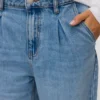 Vmetna High Rise Jeans with Barrel Fit Cut